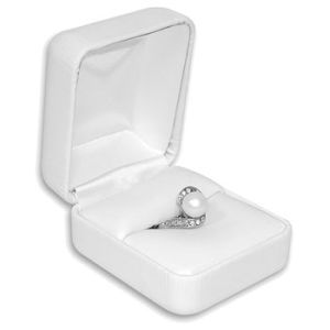 White Faux Leather Hinged Jewelry Boxes, for Double Ring